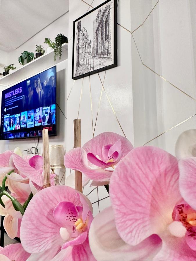 كاجايان دي أورو Aesthetic One Bedroom Beside Sm W Pool, Wifi And Netflix المظهر الخارجي الصورة