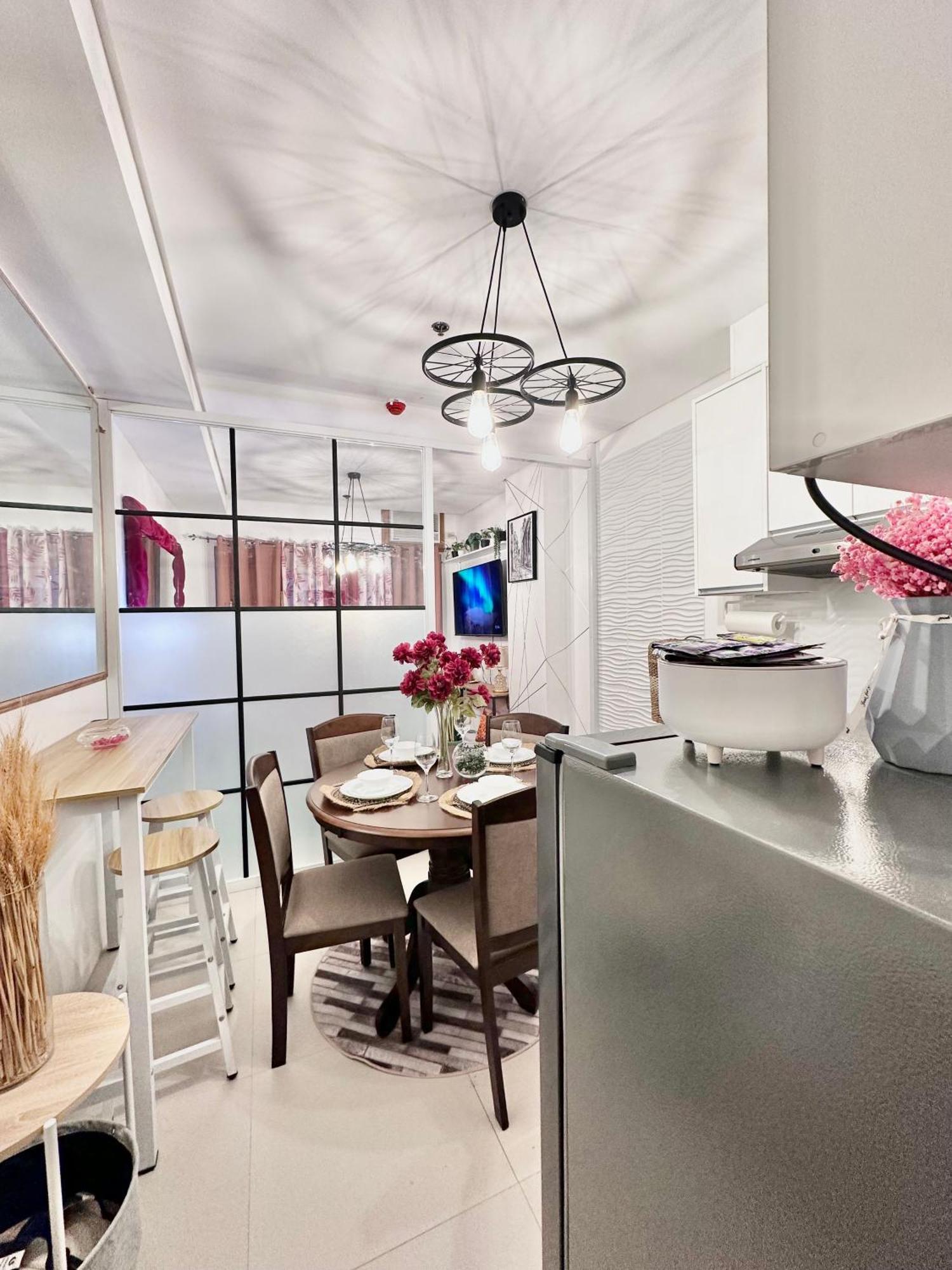 كاجايان دي أورو Aesthetic One Bedroom Beside Sm W Pool, Wifi And Netflix المظهر الخارجي الصورة