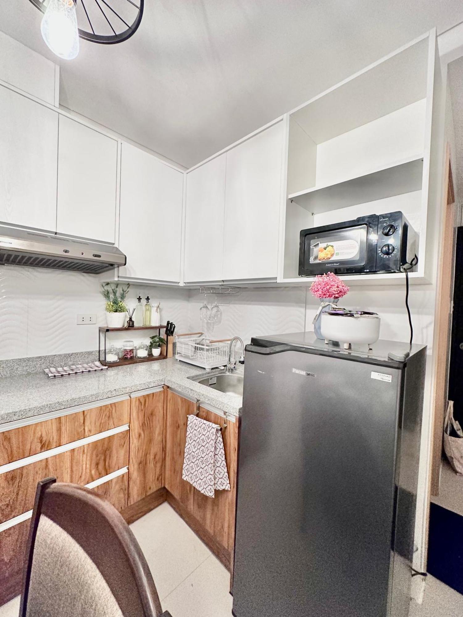كاجايان دي أورو Aesthetic One Bedroom Beside Sm W Pool, Wifi And Netflix المظهر الخارجي الصورة