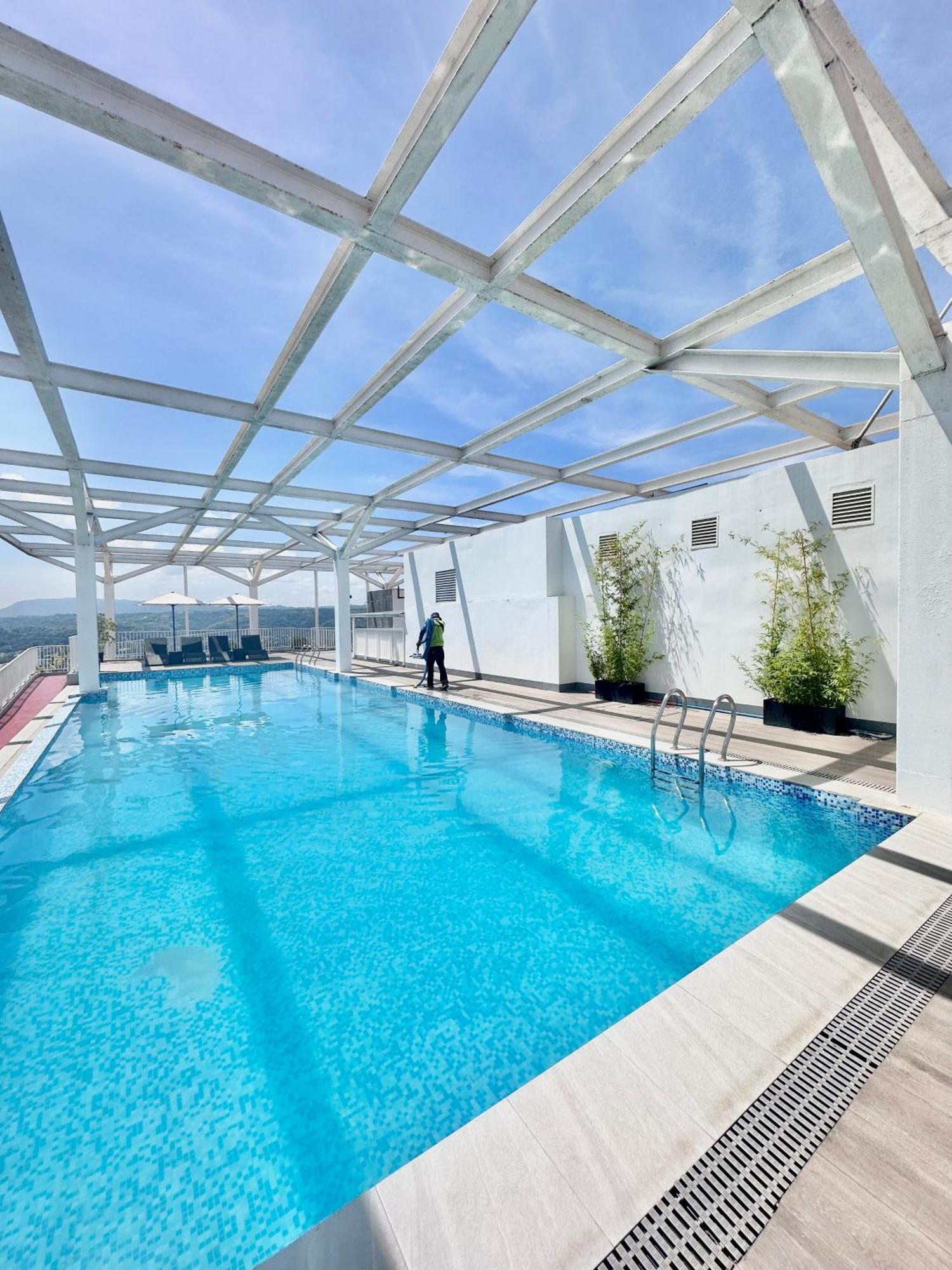 كاجايان دي أورو Aesthetic One Bedroom Beside Sm W Pool, Wifi And Netflix المظهر الخارجي الصورة