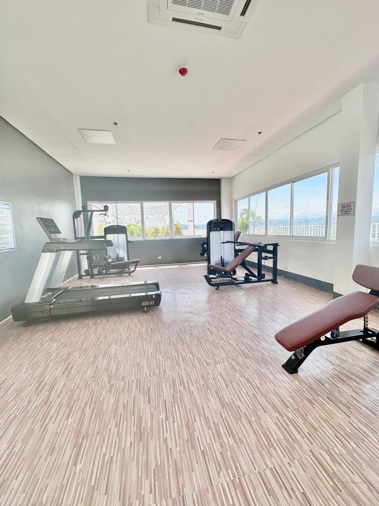 كاجايان دي أورو Aesthetic One Bedroom Beside Sm W Pool, Wifi And Netflix المظهر الخارجي الصورة